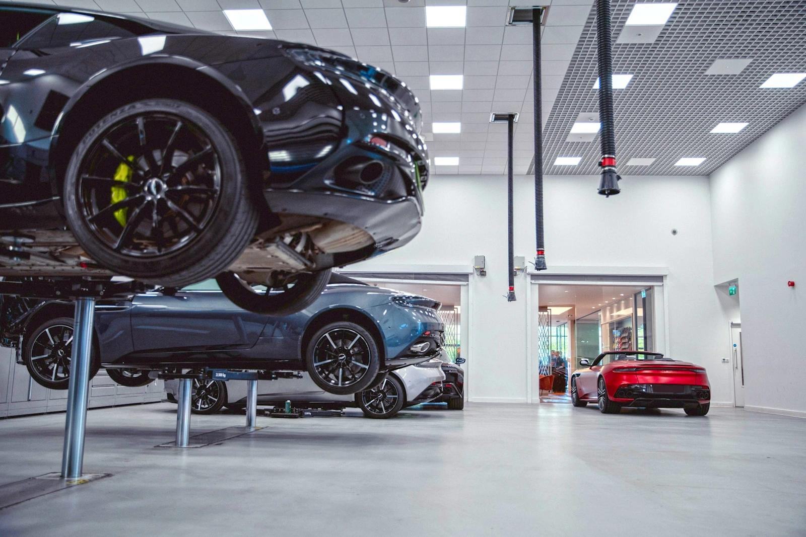 Vehicles on lifts in the LIFT workshop